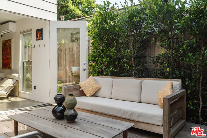 40 18th Avenue, Venice, California 90291