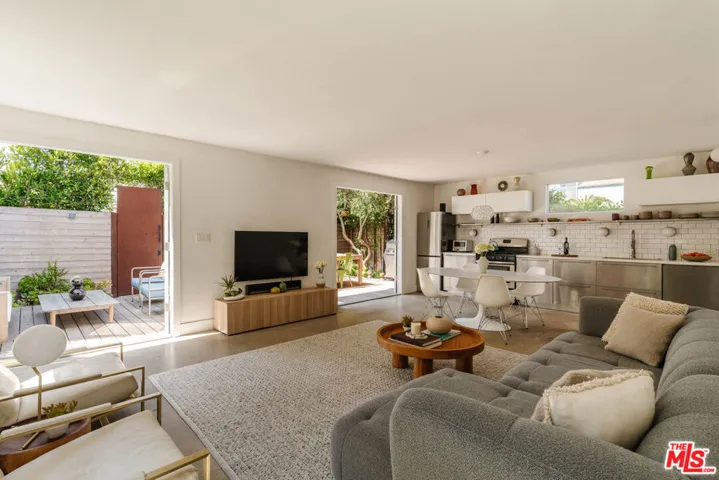 40 18th Avenue, Venice, California 90291