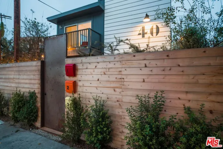 40 18th Avenue, Venice, California 90291