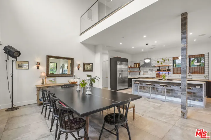 924 Vernon Avenue, Venice, California 90291