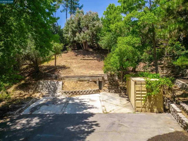 Future 3 Car Garage Site