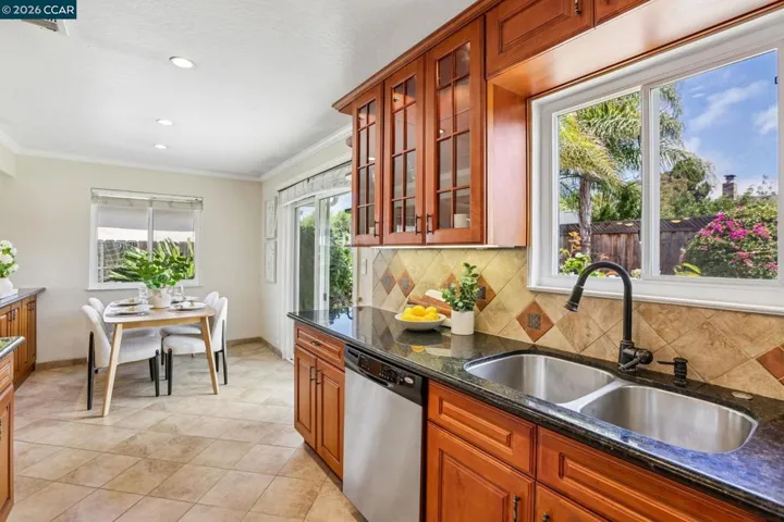 36436 Reina Pl, Newark, California 94560