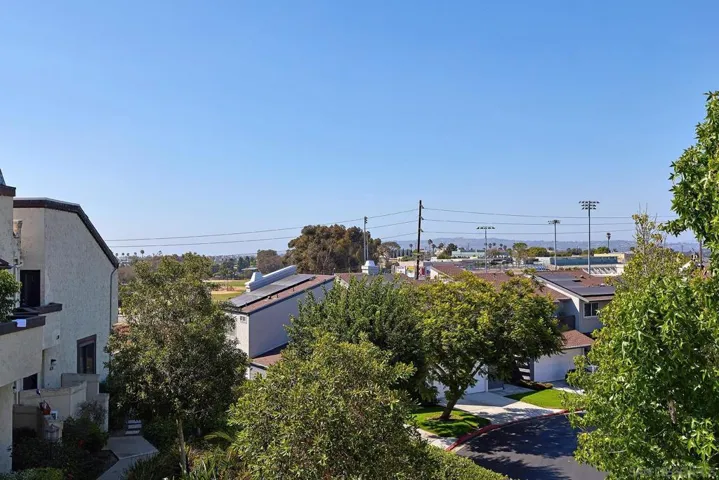 2282 Caminito Pescado 45, San Diego, California 92107