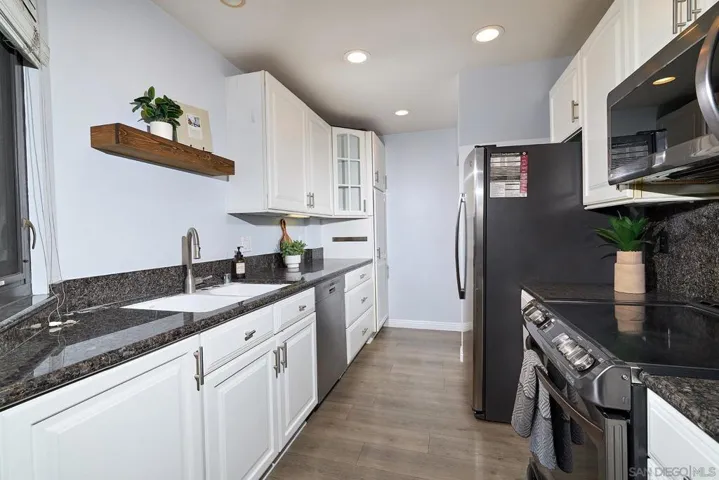 2282 Caminito Pescado 45, San Diego, California 92107