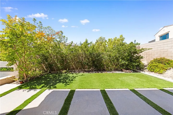 84 Eider Run, Irvine, California 92618