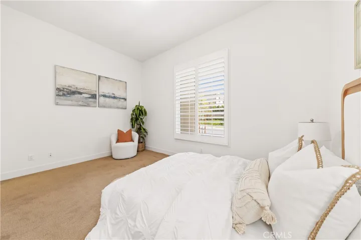 84 Eider Run, Irvine, California 92618