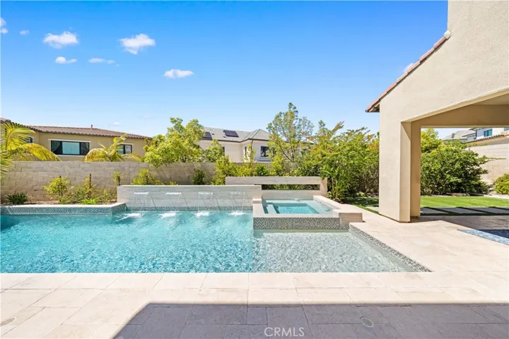 84 Eider Run, Irvine, California 92618