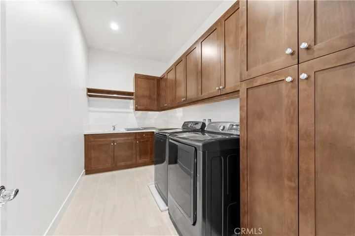 84 Eider Run, Irvine, California 92618