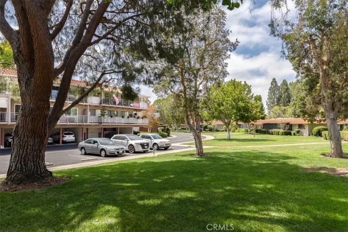 859 Ronda Mendoza N, Laguna Woods, California 92637