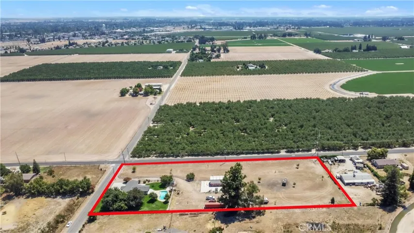 8043 Sunset Drive, Atwater, California 95301
