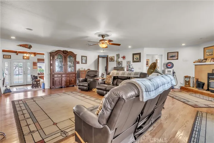 8043 Sunset Drive, Atwater, California 95301