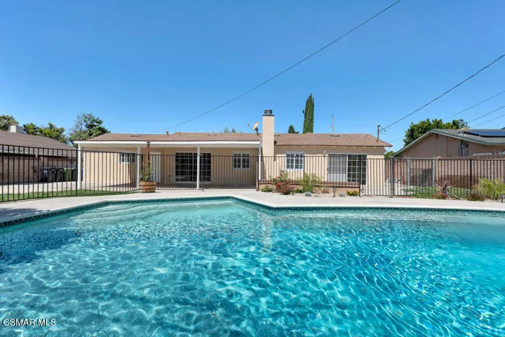 1556 Glacier St-HsHProd-57