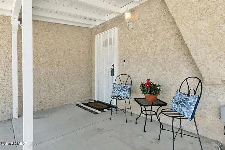 1556 Glacier St-HsHProd-58