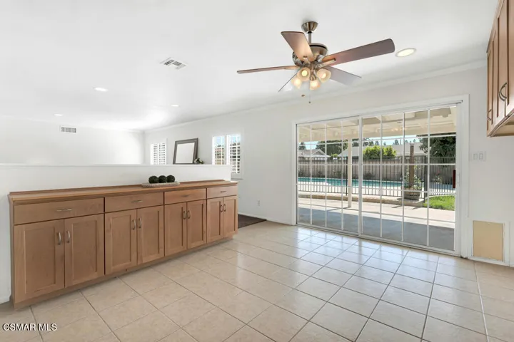 1556 Glacier St-HsHProd-18