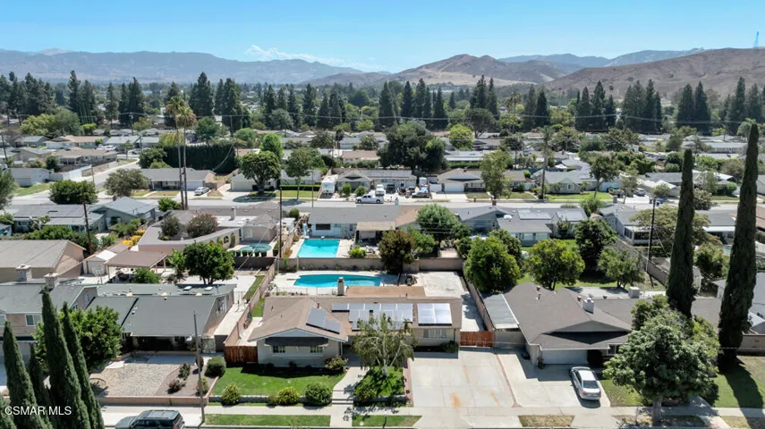 1556 Glacier St-HsHProd-4