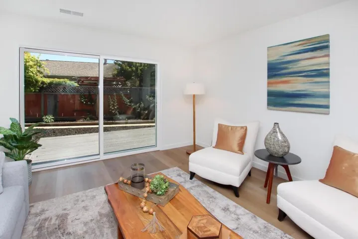 Living room2