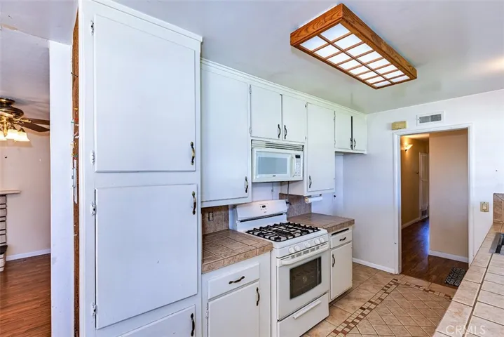 10102 Parliament, Garden Grove, California 92840