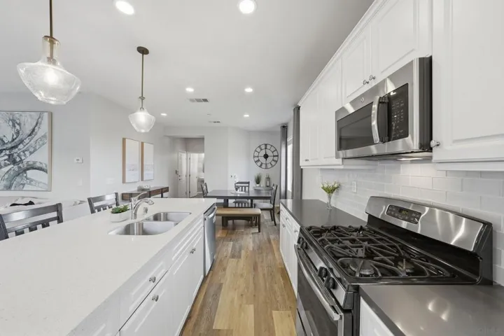 310 Dahlia Way, El Cajon, California 92020