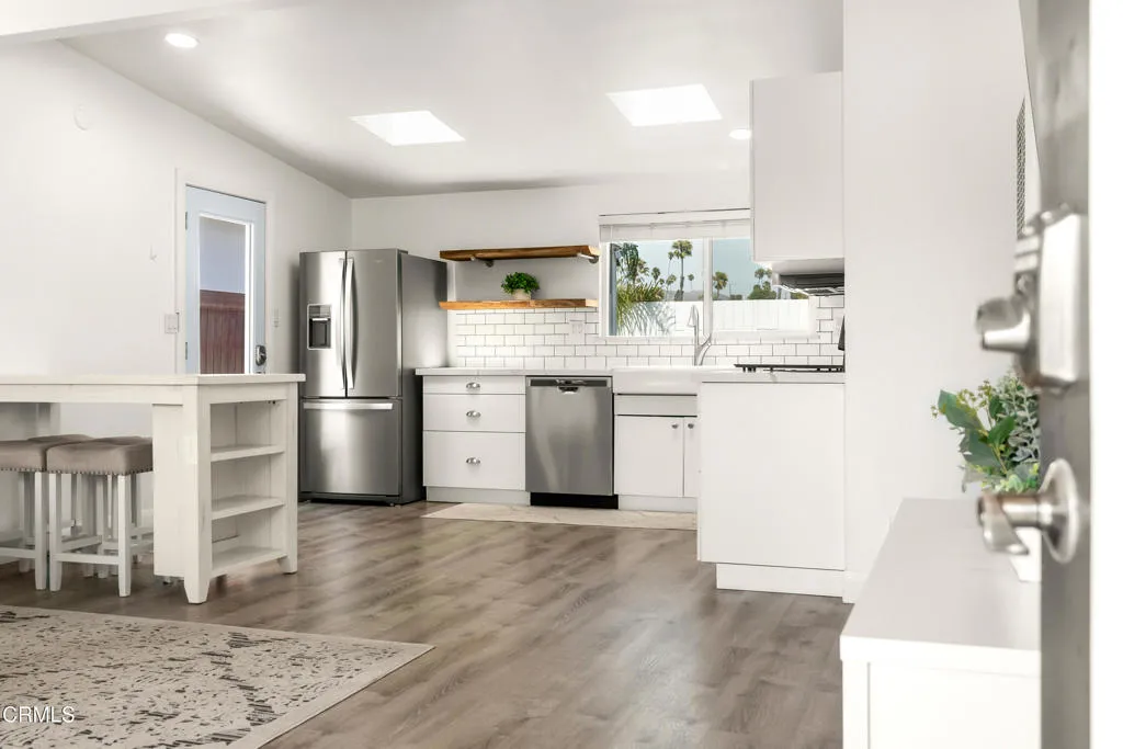 2263 Pierpont Boulevard, Ventura, California 93001 — photo 4