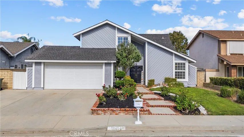 25676 Lochmoor, Valencia, California 91355