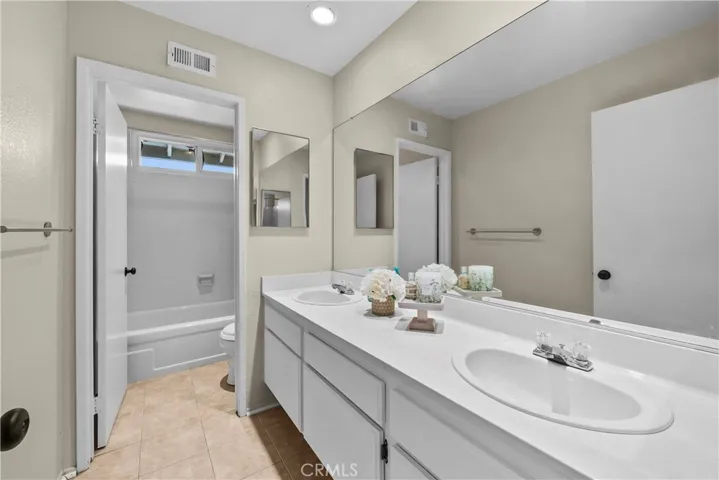 25676 Lochmoor, Valencia, California 91355