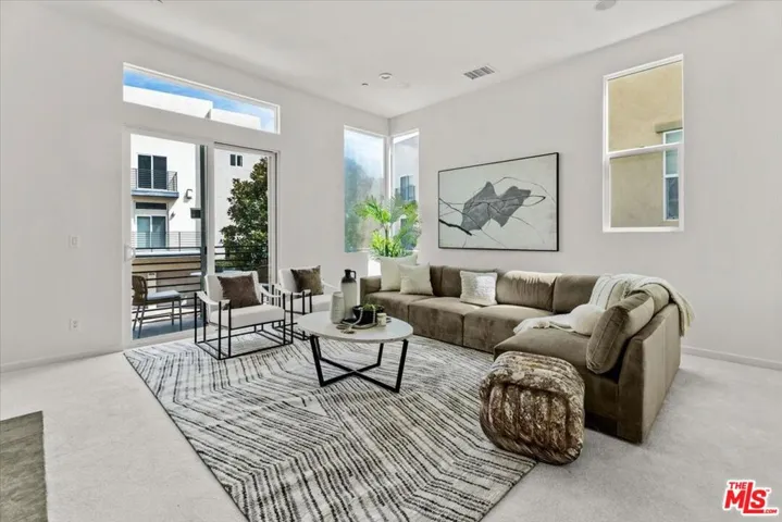13027 Bluff Creek Drive, Playa Vista, California 90094