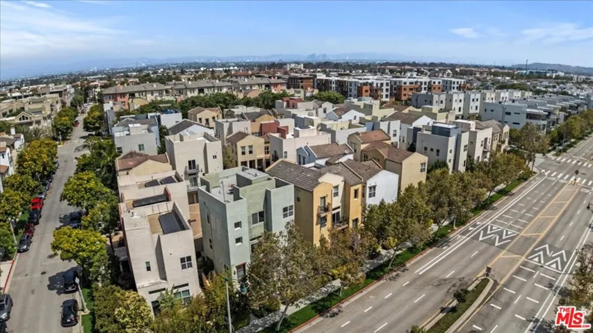 13027 Bluff Creek Drive, Playa Vista, California 90094