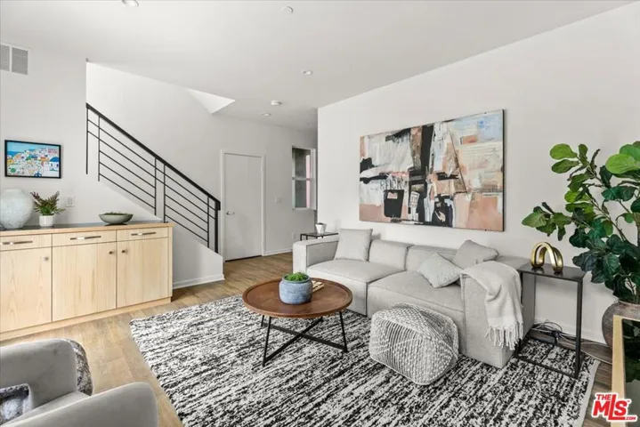 13027 Bluff Creek Drive, Playa Vista, California 90094