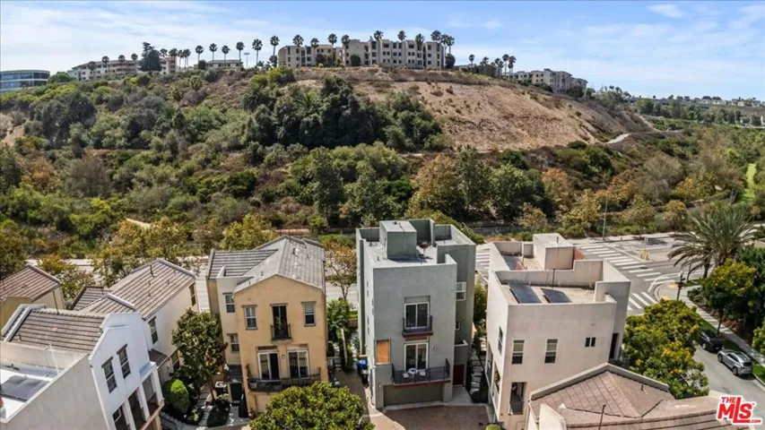 13027 Bluff Creek Drive, Playa Vista, California 90094