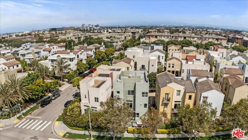 13027 Bluff Creek Drive, Playa Vista, California 90094