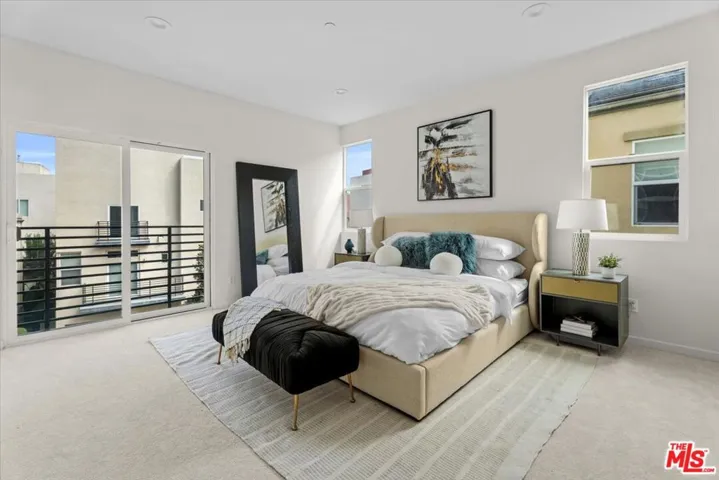 13027 Bluff Creek Drive, Playa Vista, California 90094