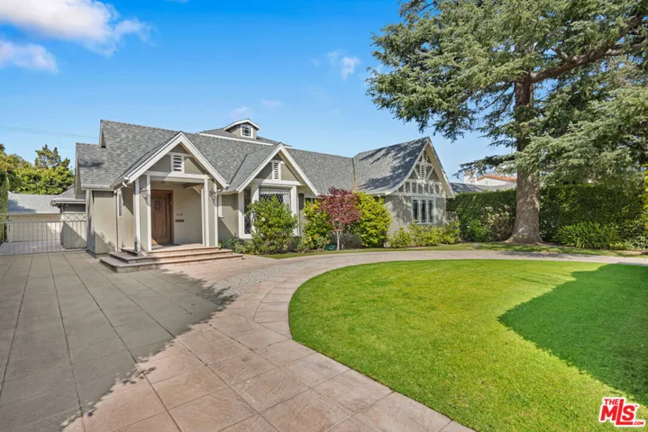 512 N Linden Drive, Beverly Hills, California 90210