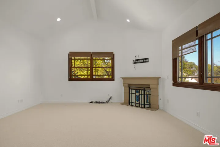 512 N Linden Drive, Beverly Hills, California 90210