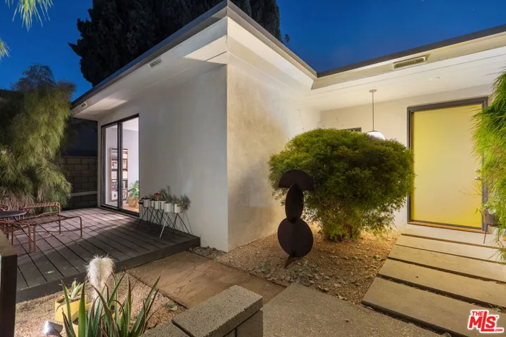 4181 Verdugo View Drive, Los Angeles, California 90065