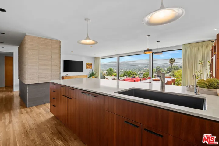 4181 Verdugo View Drive, Los Angeles, California 90065