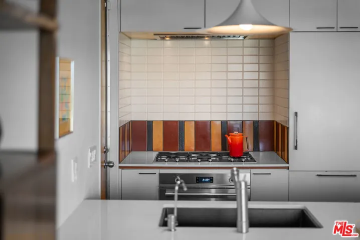 4181 Verdugo View Drive, Los Angeles, California 90065