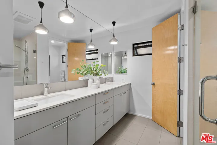 4181 Verdugo View Drive, Los Angeles, California 90065