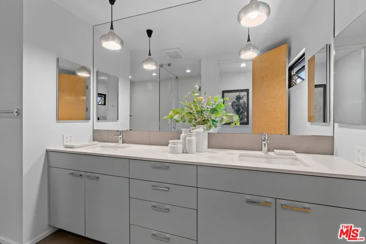 4181 Verdugo View Drive, Los Angeles, California 90065