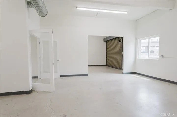 410 1/2 N Varney Street, Burbank, California 91502
