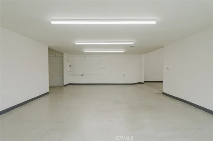 410 1/2 N Varney Street, Burbank, California 91502