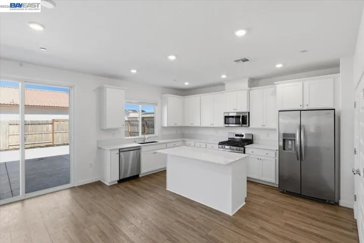 4400 Wax Myrtle Way, Rancho Cordova, California 95742