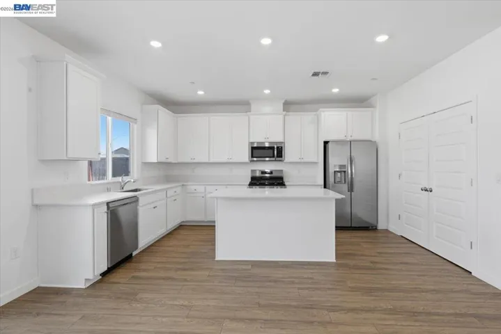 4400 Wax Myrtle Way, Rancho Cordova, California 95742
