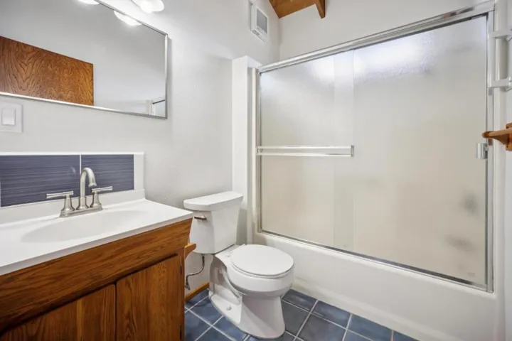 17th Avenue, Santa Cruz, California 95062