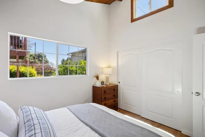 17th Avenue, Santa Cruz, California 95062