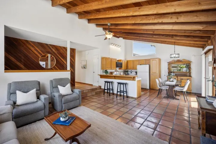 17th Avenue, Santa Cruz, California 95062