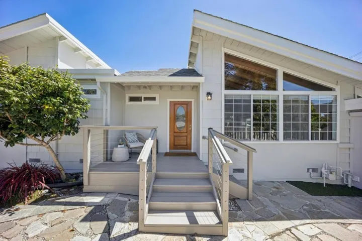 17th Avenue, Santa Cruz, California 95062