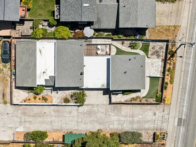 17th Avenue, Santa Cruz, California 95062