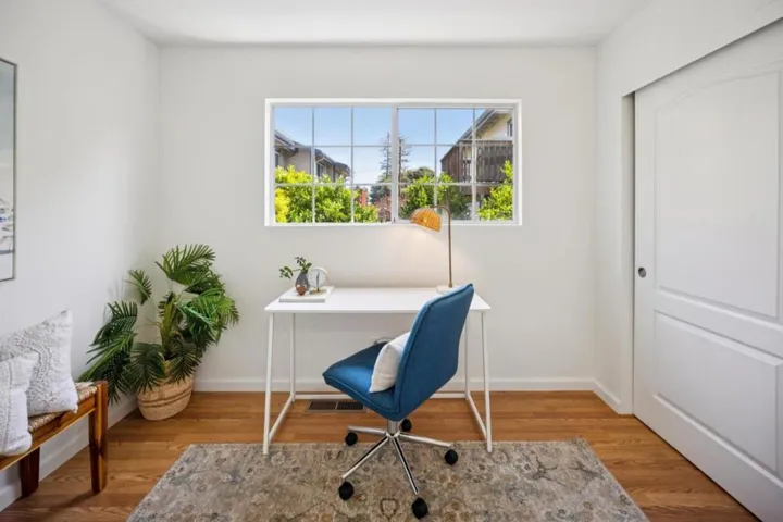 17th Avenue, Santa Cruz, California 95062