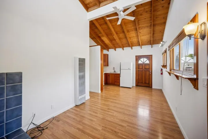 17th Avenue, Santa Cruz, California 95062