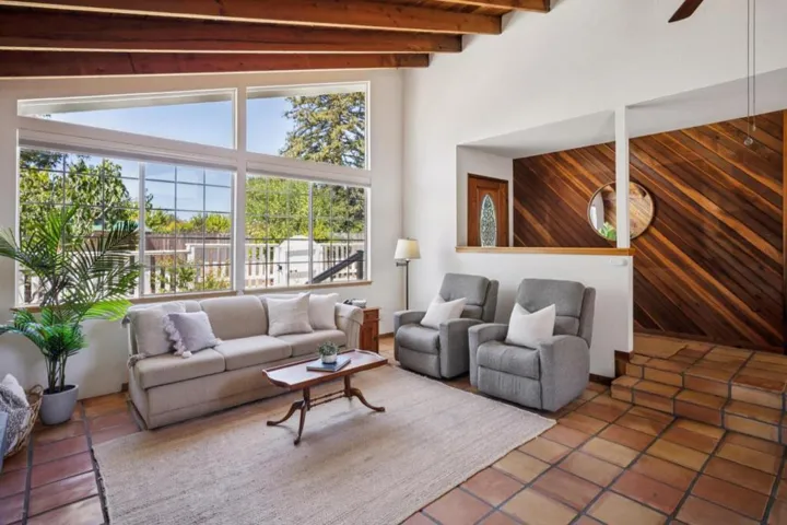 17th Avenue, Santa Cruz, California 95062